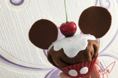 Fertiger Filzmuffin im Mickey Mouse-Look