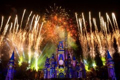 Disney Abendshow mit Feuerwerk