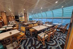 Gastraum im Restaurant der Disney Wonder