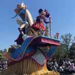 Minnie in der Dreaming Up Parade