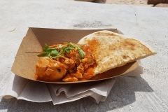 Butter Chicken mit Fladenbrot