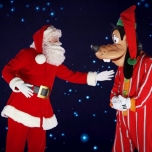 Goofy trifft auf den Weihnachtsmann