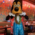 Goofy beim Charakter Frühstück