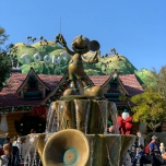 Mickeys Brunnen