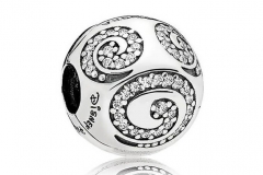 Pandora Charm mit glitzerndem Besatz