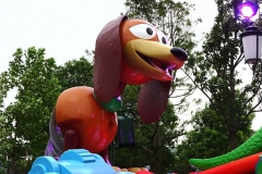 Slinky Dog auf einem Wagen