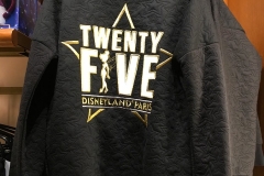 Pulli mit Aufdruck Twenty Five Disneyland Paris