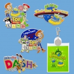 Pins mit Toy Story Motiven