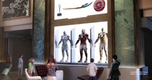 Concept Art der Iron Man Anzüge in der Lobby des Hotels