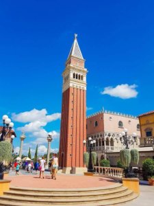 Campanile San Marco im italienischen Pavillon in Epcot