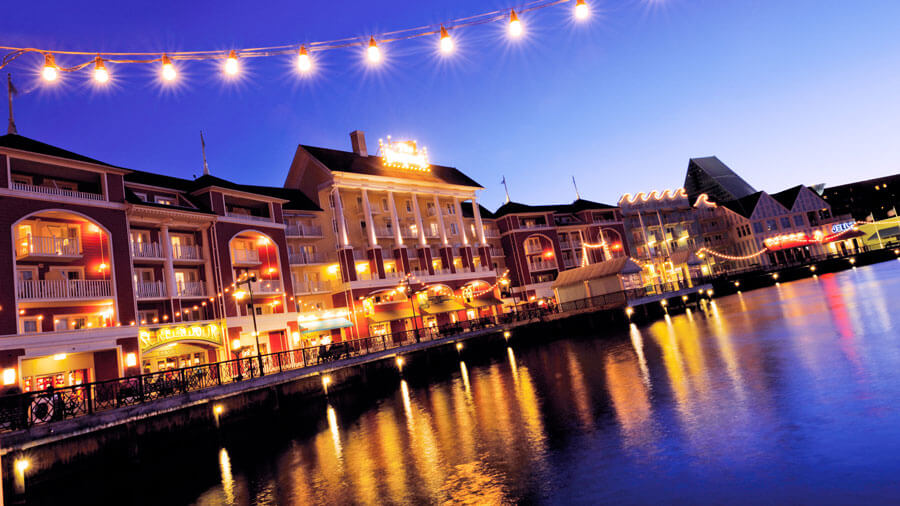 Der Disney Boardwalk bei Nacht