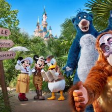 King Louis, Baloo, Donald, Mickey und Minnie Laden im den Dschungel ein