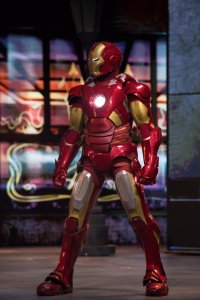 Superheld Iron Man im Disneyland Paris