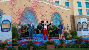 Mickey Mouse eröffnet den Gran Destino Tower des Coronado Springs Resorts