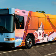 Bus der Walt Disney World Transportation mit Moana Bild