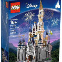 Cinderella Schloss aus LEGO Steinen