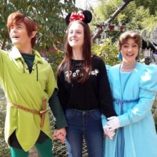 Louisa mit Peter Pan und Wendy