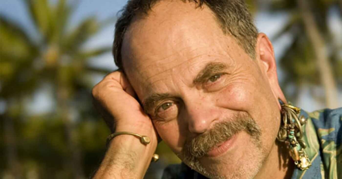 Der Disney Imagineer Joe Rohde lächelt auf diesem Foto in die Kamera