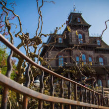 Phantom Manor Spukhaus hinter der gruseligen Mauer