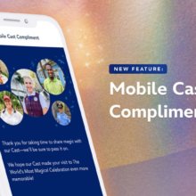 Werbegrafik für Mobile Cast Compliment Feature in der My Disney Experience App