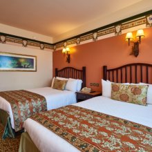 Disneys Sequoia Lodge Zimmer mit zwei Dopelbetten