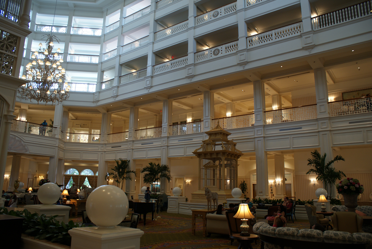 Imposante Lobby des Hotels Grand Floridian Resort