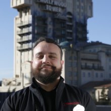 Martin Clérel vor dem Tower of Terror im Walt Disney Studios Park