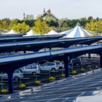 Photovoltaikanlage auf dem Parkplatz vom Disneyland Paris