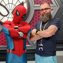 Christoph mit Spider-Man in Disneyland Paris